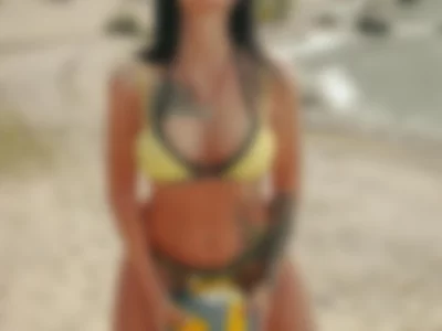 urgeneva (urgeneva) XXX Porn Videos - WOW Flash boobs outside while playing volleyball