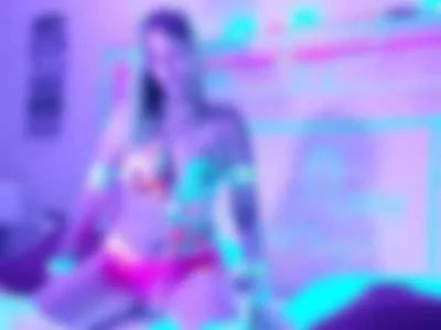 tannia (tannia) XXX Porn Videos - Neon Girl