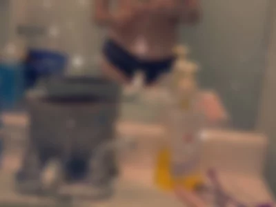Aura_Rainn (wallkkss93) XXX Porn Videos - Playing in the bathroom