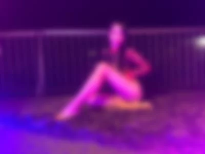Rachel Adams (racheladamsx) XXX Porn Videos - Neon