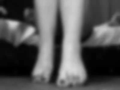 my big feet by domfetishandreaxx
