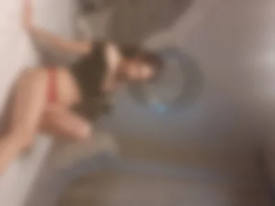 Me in lingerie and shows by Bootyliciouslady