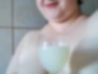 CurlyCherry (curlycherry) XXX Porn Videos - Drinking 100 ml sperm