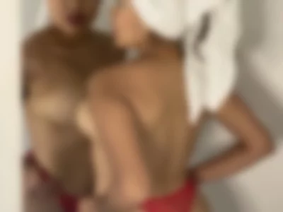 alaia-volkov (alaia-volkov) XXX Porn Videos - A bit of seduction in front of my mirror !!