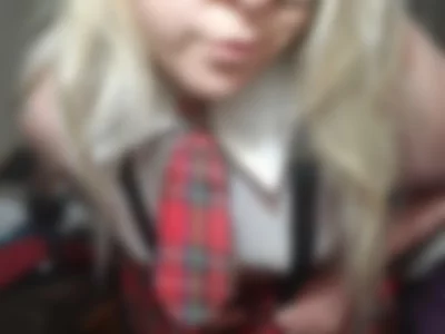 skoolgurl by LadyLuna420