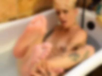 Juicy_Julia (mastersslave) XXX Porn Videos - Sexy bath