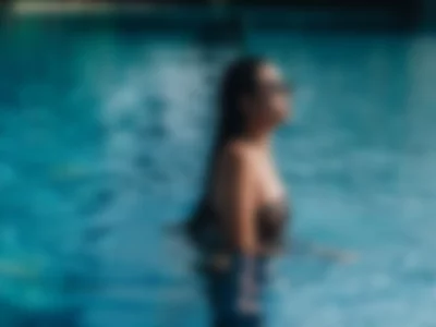 LILDEBBIE (debbiecross) XXX Porn Videos - do u wanna enjoy the pool with me?ðŸ’¦