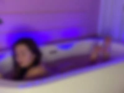 Tina (miilky-way) XXX Porn Videos - maybe there are people who would like to take a bath with me?