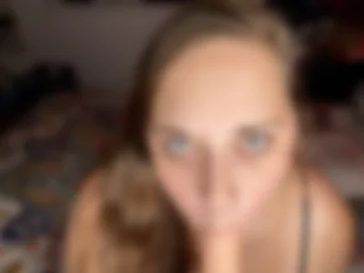 Dildo Sucking by ScarlettXmorgan