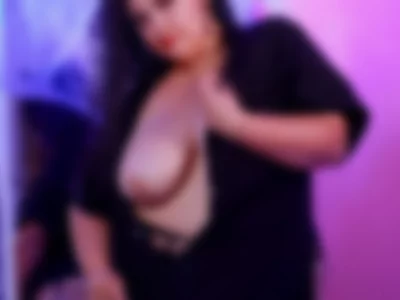 cloejonnes (cloejonnes) XXX Porn Videos - Bigger and tatsy tits