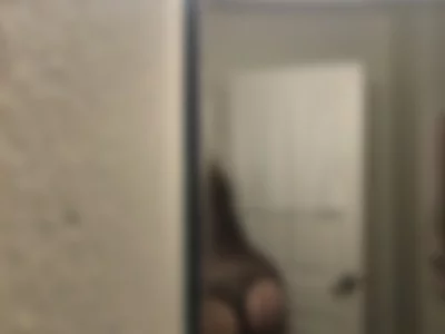 All that ass by Elleveelove