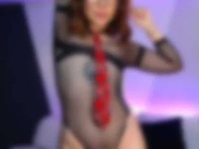 Kristy Holmes (emmabell) XXX Porn Videos - Nilon Hot