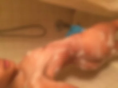 Arie Faye (thearie) XXX Porn Videos - Shower Pictures