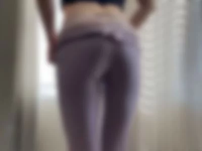 planetmedusa43 (planetmedusa43) XXX Porn Videos - Leggings 😍😋😝