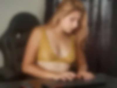 aslyandrea (aslyandrea) XXX Porn Videos - Your secretary