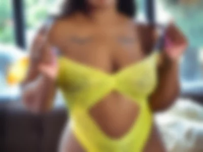alison-daniels (alison-daniels) XXX Porn Videos - Sexy in yellow ♥