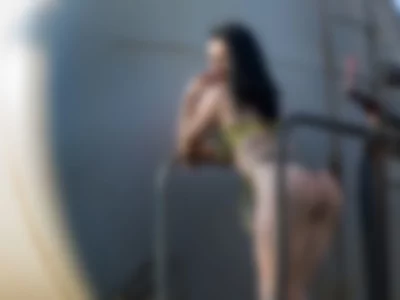 Alyssandra (alyssandra) XXX Porn Videos - Train station pics