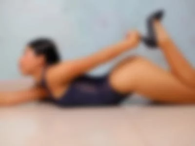 cloybaby (cloybaby) XXX Porn Videos - my beautiful elastic legs