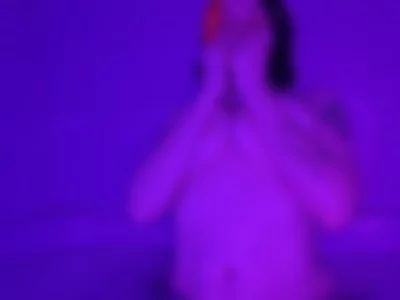 MakXoDestroyHer (sydniraw420) XXX Porn Videos - Bathtime with me 💕