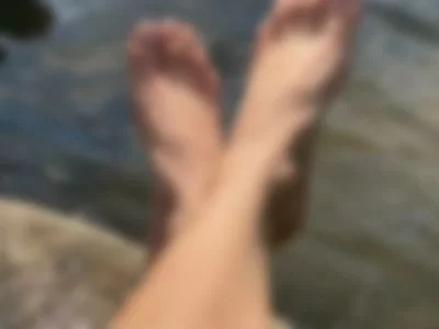 carlee winter (danielarson) XXX Porn Videos - My feet in the native