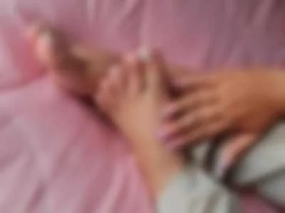 Emma26x (emma26x) XXX Porn Videos - hand and foot fetish 🔥🥵