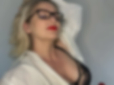 PenelopeAmazing (penelopeamazing) XXX Porn Videos - Sexy Milf Date Night