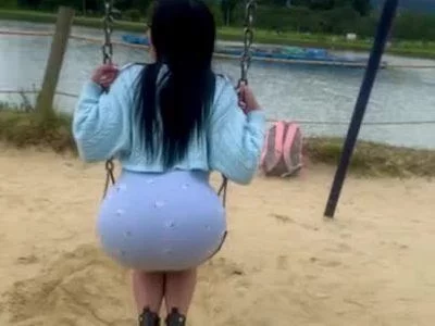 Swinging in the park by sweet-julieta1