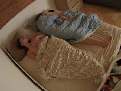 Voyeurcam clip / voyeurcam-julmodels-greybed-1 / 20231120083304 by voyeur-house