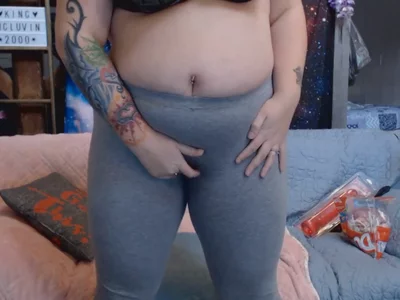 BBW Emily Love squirts in her pants by Love86Emily