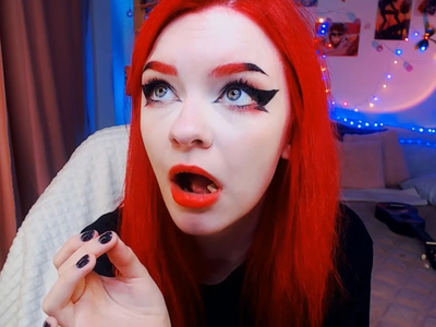 ASMR CHIPS by Jenny-Evanss