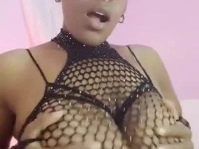 clapping with my tits by dakotasexshow
