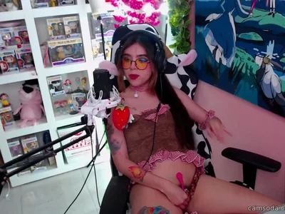 come and watch me cum so hard by Skadisam