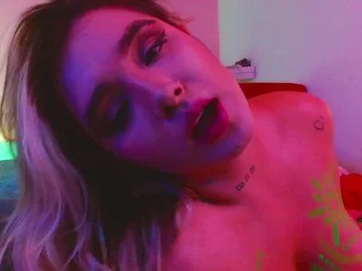 Britney Amberr (britney-amberr) XXX Porn Videos - Put your hands on me