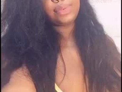 A short video using my tonge by Mariana