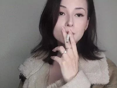 El-Melt (el-melt) XXX Porn Videos - Cigarette Smoking