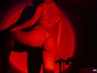 mia-rendon (mia-rendon) XXX Porn Videos - Red Seduction