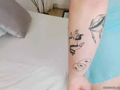 LeiaConnor (leiaconnor) XXX Porn Videos - My tattoos ♥