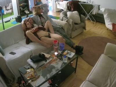 Voyeurcam short clip from voyeurcam-julmodels-living-3 recorded at May 21, 2024, 11:55 by reallifecam