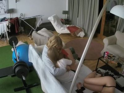 Voyeurcam short clip from voyeurcam-julmodels-living-4 recorded at May 22, 2024, 12:58 by reallifecam