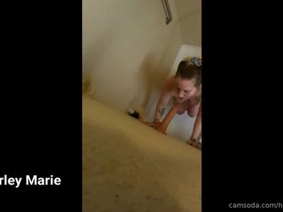 HarleyMarie69 (harleymarie69) XXX Porn Videos - fucking myself in the shower HD