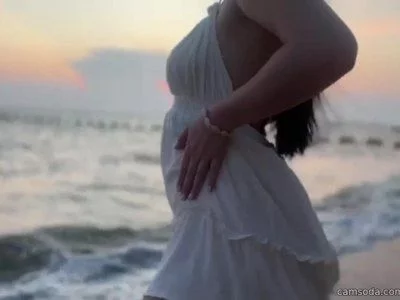 Emma-Rocsi (emma-rocsi) XXX Porn Videos - Beautiful sunset and me