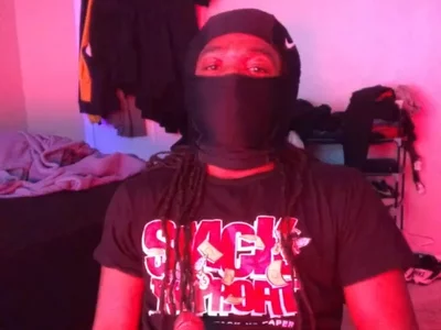 issadreadhead 79 (Issadreadhead79) - Masked up and I nutted on Camsoda 