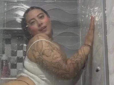 liavega (liavega) XXX Porn Videos - wet t-shirt game