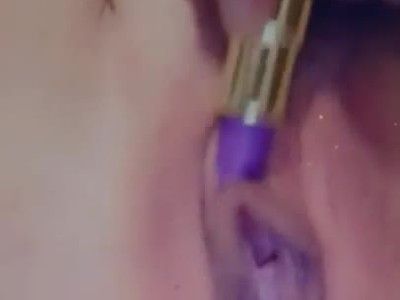 Close vibrating pussy by moonlitcassiee