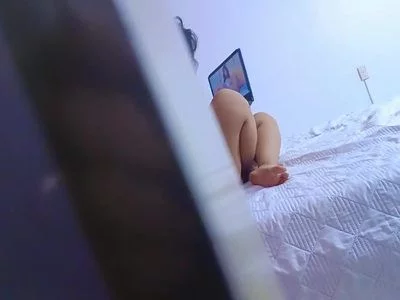 Arabella  Swan (Arabellaswan) - Someone was spying me on Camsoda 