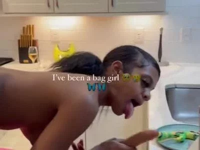 Bayouthedoll - 🥵gag sessions on Camsoda 