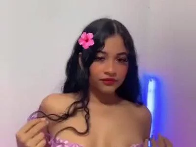 DAFNNEE-ROSS - tits🥵 on Camsoda 