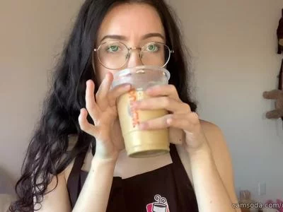 Calista  Chaos (Cummymochi) - Barista Sips a Squirt Latte on Camsoda 