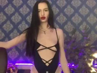 Snow Whiteee (Snowwhiteee) - Little Demon on Camsoda 