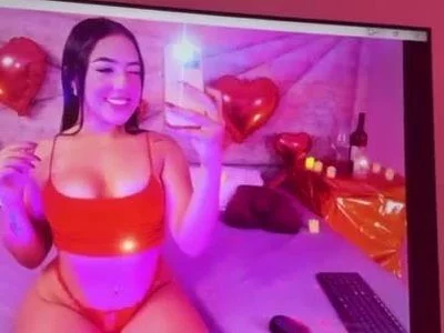 Sofii Sweet (Sofiisweet) - Happy Valentine's Day on Camsoda 